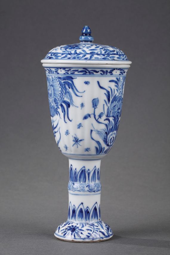 Gobelet and cover  Blue and White porcelain | MasterArt